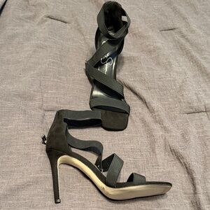 Jessica Simpson Black Strappy Heels